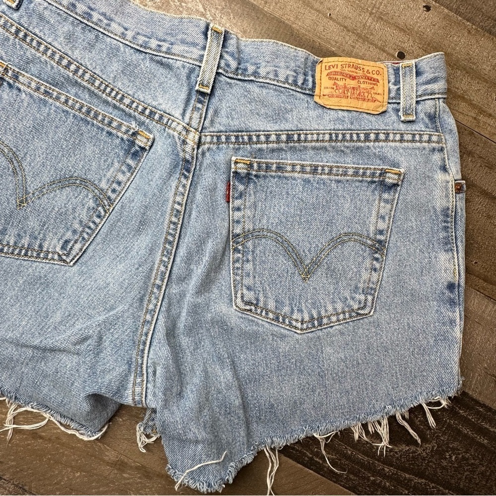 Levi's Blue Jean Shorts Distressed Cutoff size 16 - Picture 7 of 12